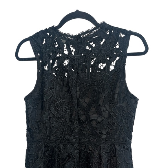 Molly Bracken Black Sleeveless Lace Dress Size Small - Picture 2 of 11
